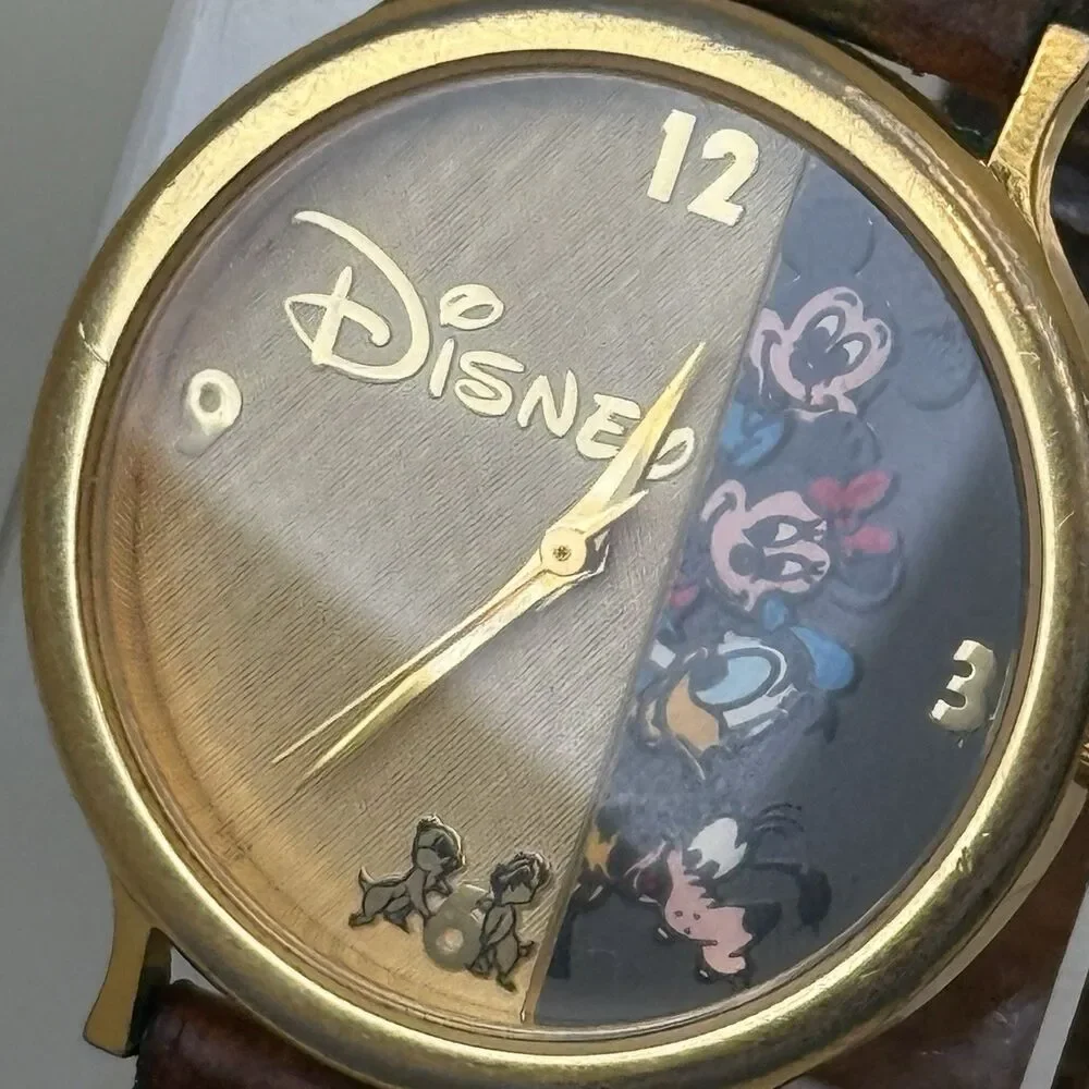 VTG Disney Gold Tone 32mm Watch Mickey Minnie Donald Goofy Chip & Dale Lthr EUC